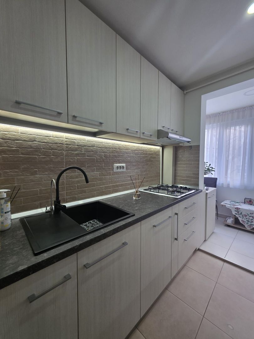 Apartament -LA CHEIE- Mobilat/Utilat- Mutare imediată, Mobilier  NOU- - Poză 7