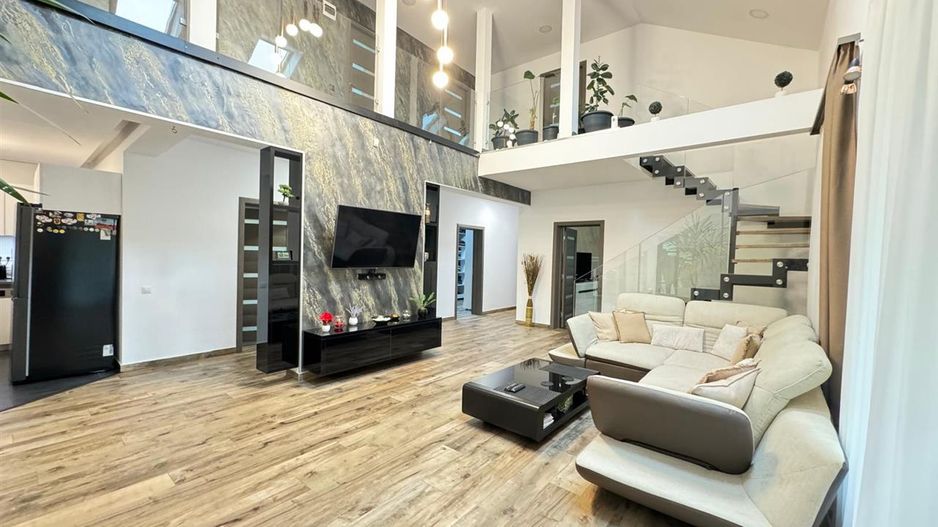 Vila in distinctia Premium! Arhitectura deosebita, locatie serena - Poză 1