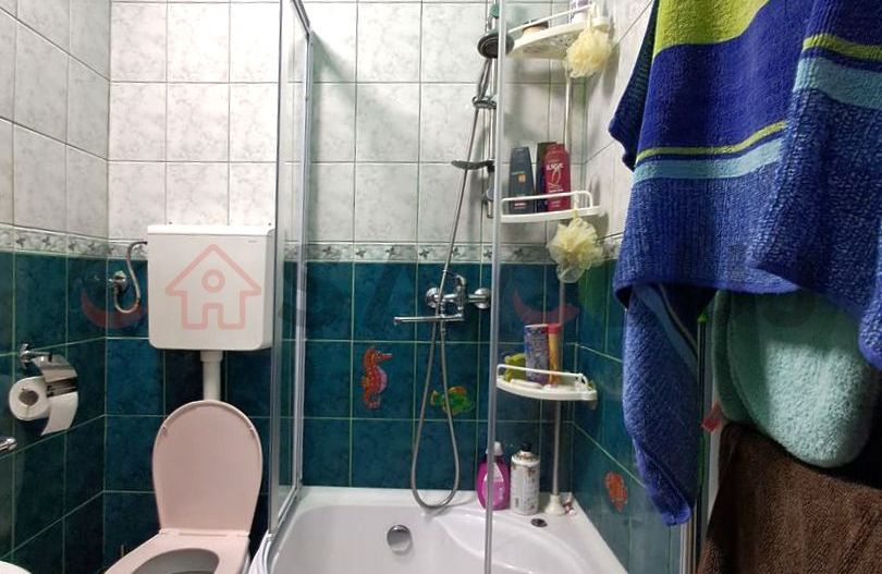 Casă individuală, teren 1.723 mp. garaj și livadă -Grigorescu!! - Poză 10