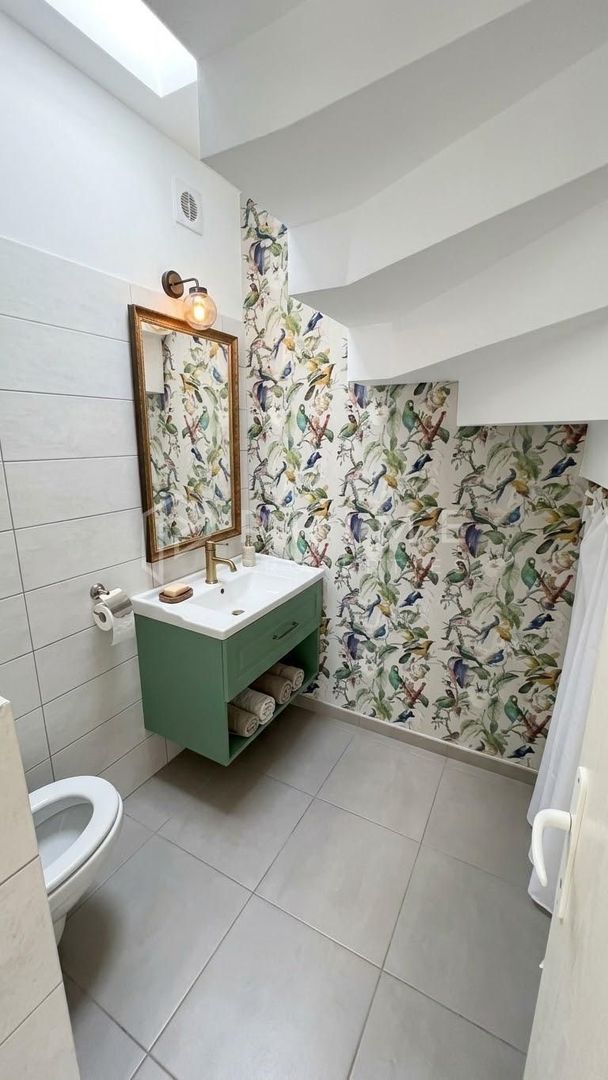 Apartament 2 camere si 2 bai Deosebit , Complet Renovat-zona Centrala - Poză 8