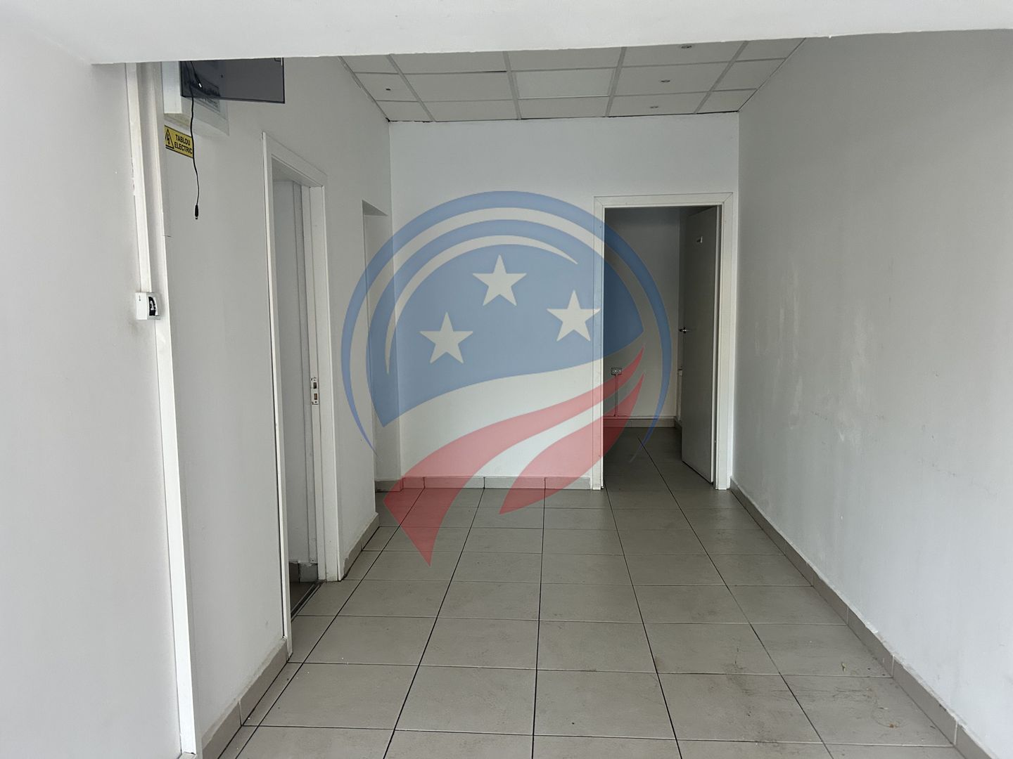 Spațiu comercial 82 mp | Brazda lui Novac – Complex Simplon | Parter | Vitrină - Poză 3