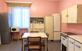 Apartament la casă cu curte proprie în zonă exclusivistă Sub Arini - Poză 5