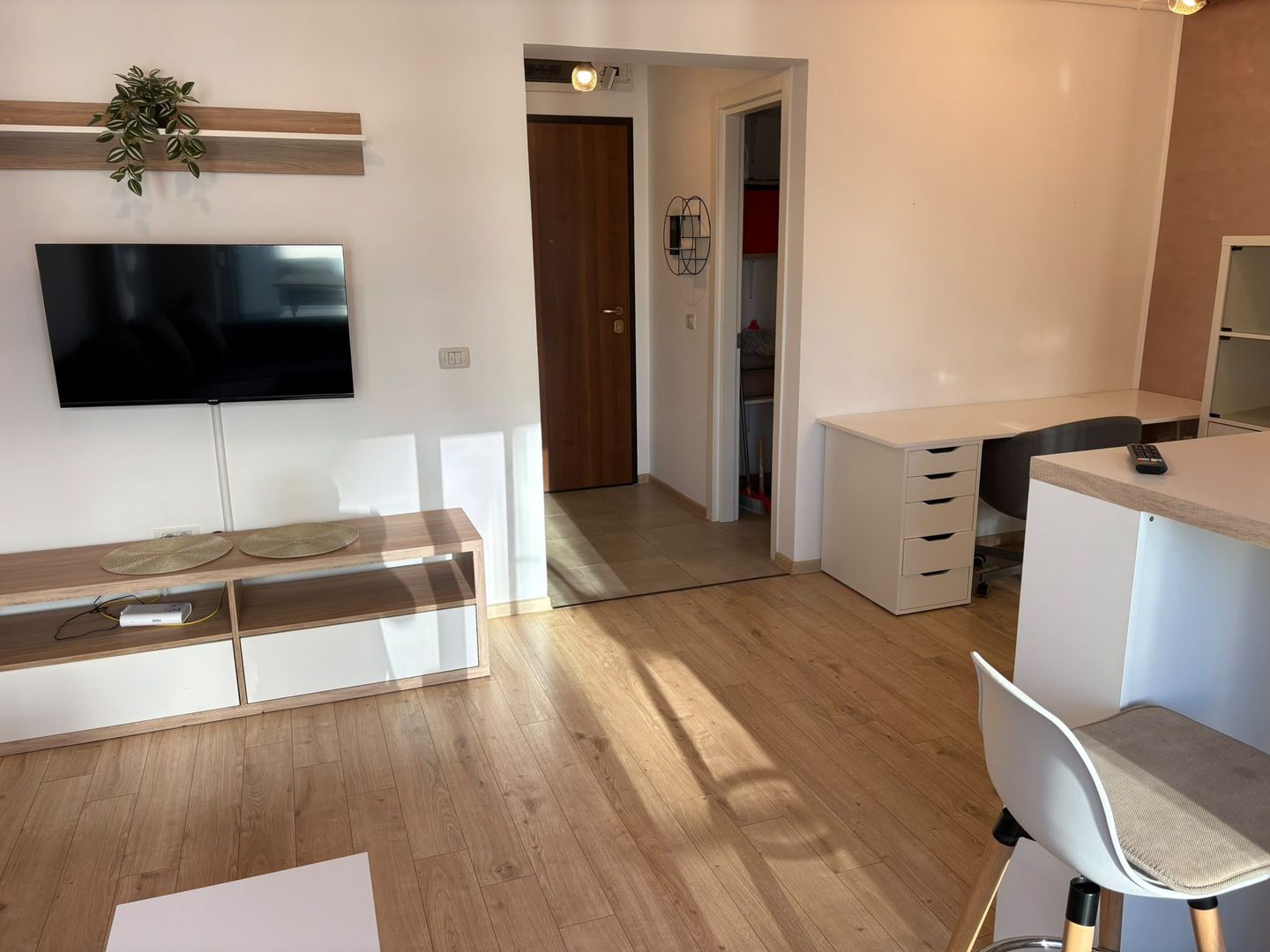 Apartament 2 camere 900 M de Coressi etaj 6/8 - Poză 9