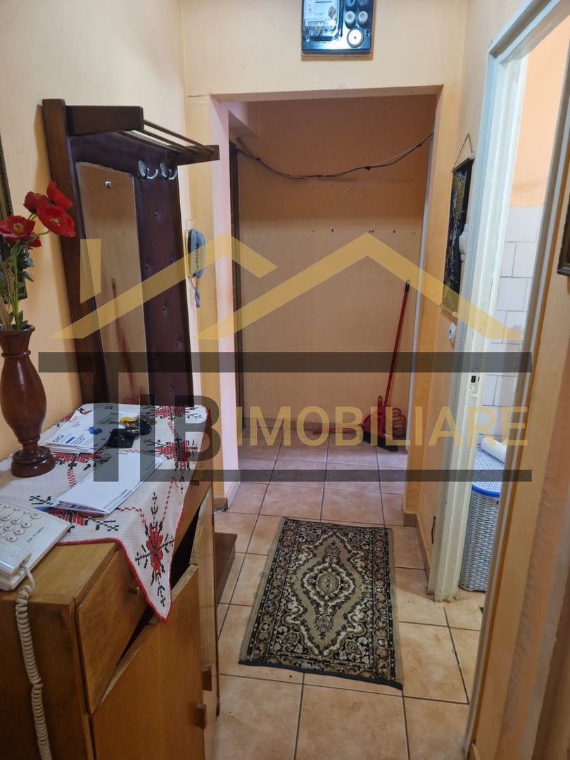Apartament de 3 camere, 45mp, Zona Parangului - Poză 6