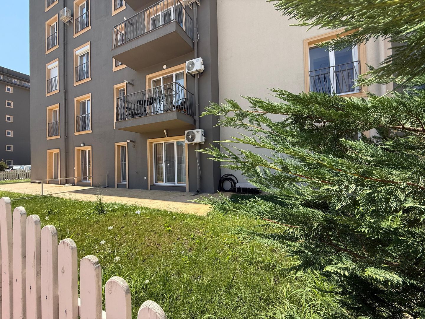 COSMOPOLIS - Apartament Tip studio cu 49 mp gradina,complet mobilat - Poză 10