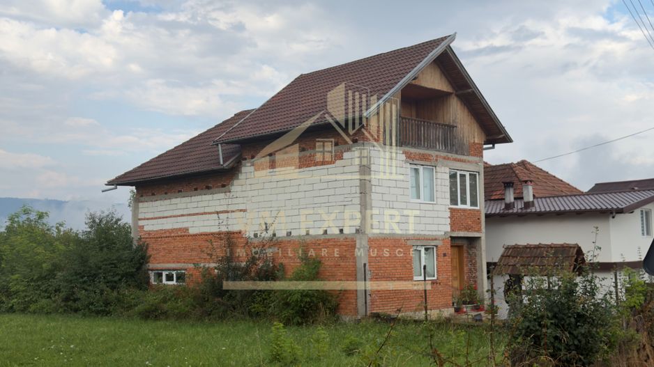 CASĂ 4 CAMERE TEREN 1000 MP ALBEȘTI DE MUSCEL  JUD ARGEȘ - Poză 15