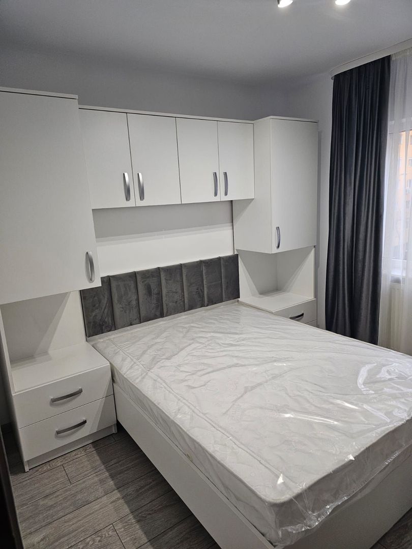 Inchiriere apartament 3 camere, modern, Prundu - Poză 12