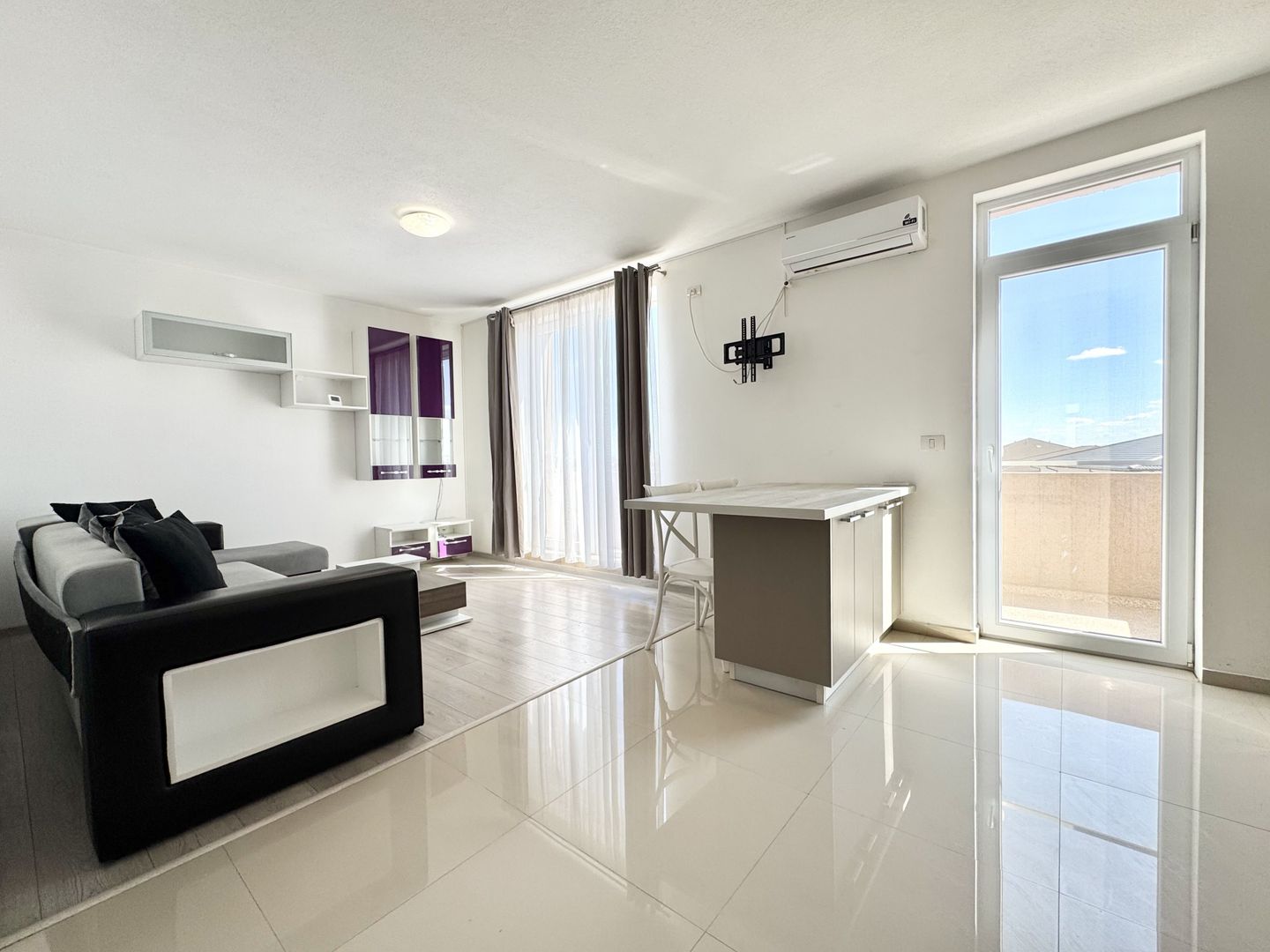 Apartament 2 camere Giroc zona Esso, bloc cu lift - Poză 1