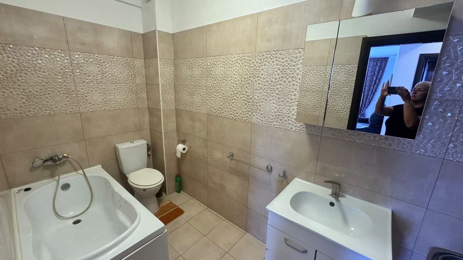 AP. 2 CAMERE - PARCARE INCLUSA, CENTRALA PROPRIE, MUTARE IMEDIATA - Poză 5