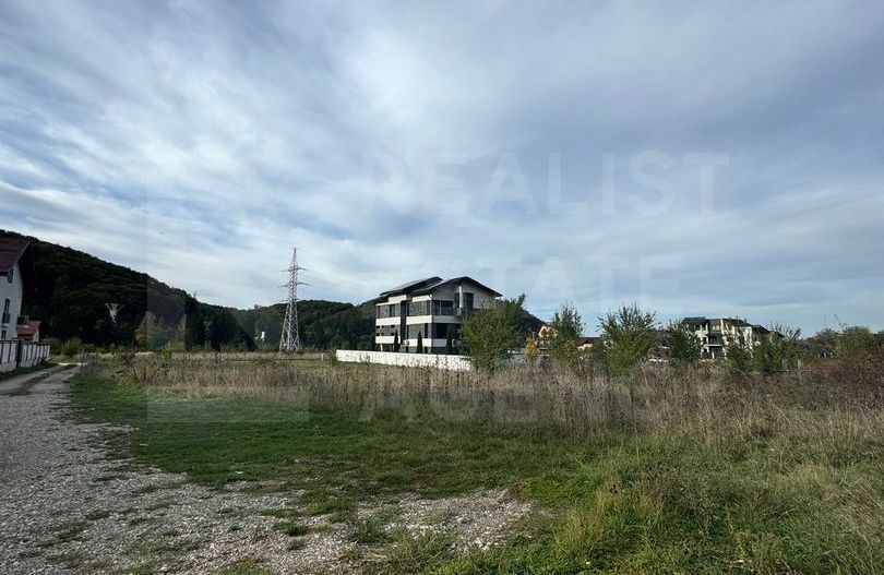 Vânzare, teren pentru construcții, str. Carpenului, Săcele, Brașov - Poză 1