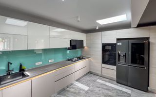 Ready to move  |  Vila premium cu piscina și jacuzzi încălzite - Poză 27