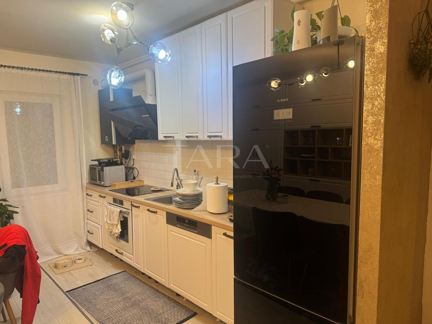 Generos și confortabil.Apartament zona Academia de Muzica. - Poză 3