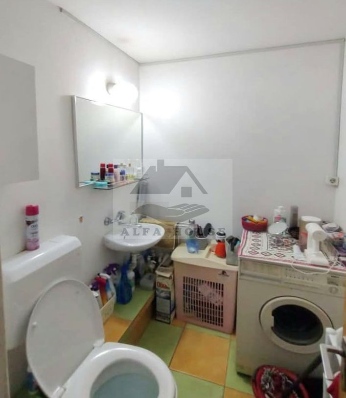 Apartament cu trei camere,  zona Racadau 75mp + doua balcoane 8mp - Poză 8