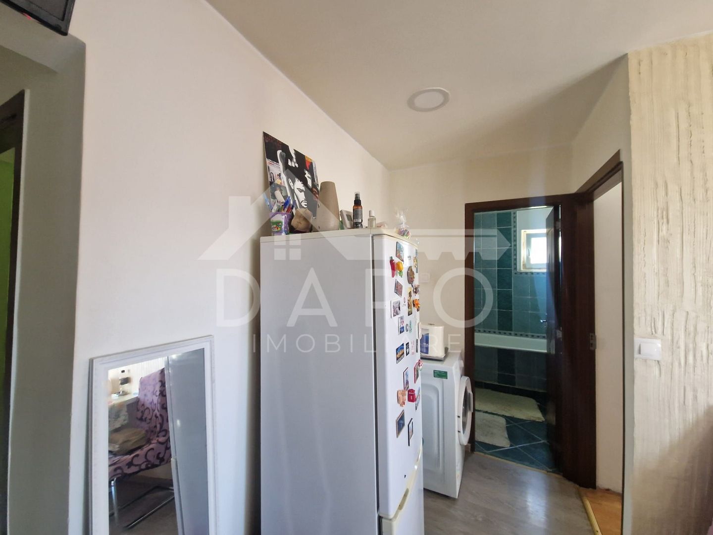 Apartament cu 3 camere in Tudor - Poză 15