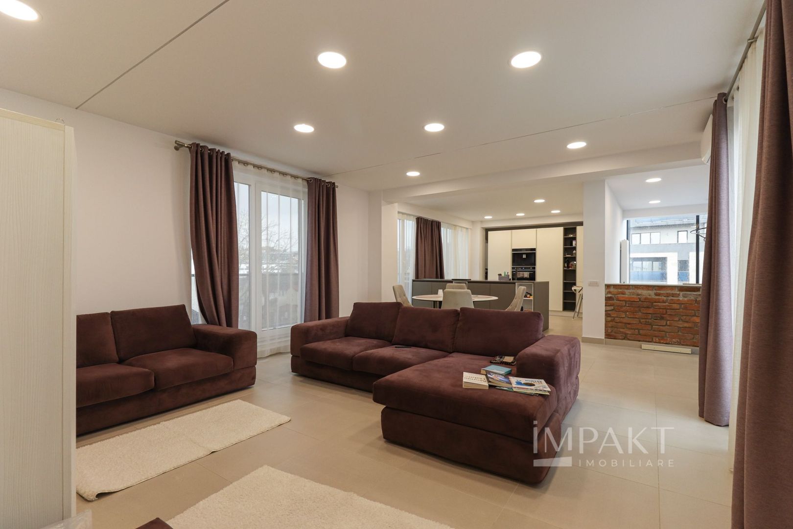 Penthouse dispus pe 2 niveluri in Dambul Rotund - Poză 6