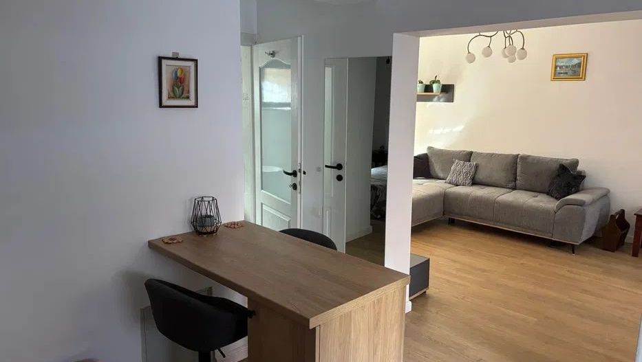 Apartament cochet cu doua camere, zona Muncii - Poză 1