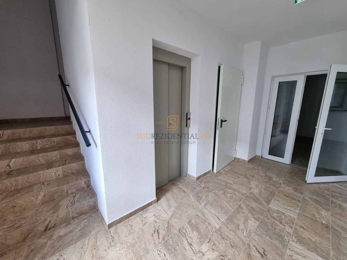 Apartament 2 camere | Mutare imediată si finisat complet, acces metrou - Poză 8