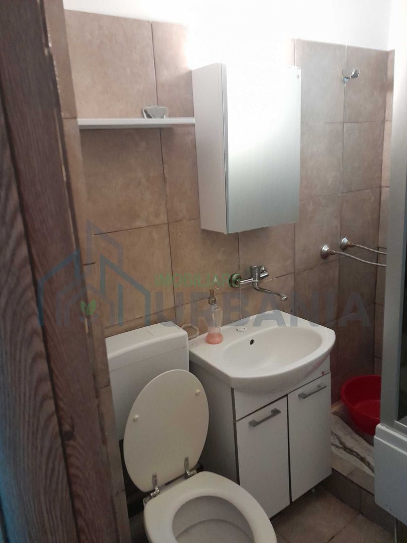 Apartament 2 camere semidecomandat în Tătărași, etaj 1, două balcoane, lângă parcul mare - Poză 5