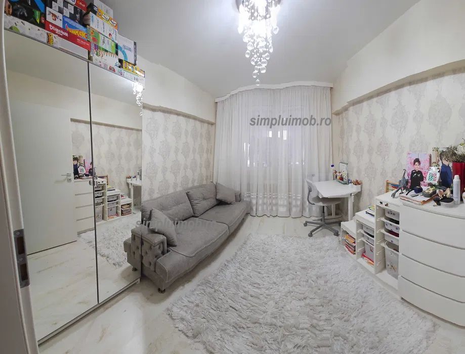 Decomandat parcare 3 camere renovat - Poză 3