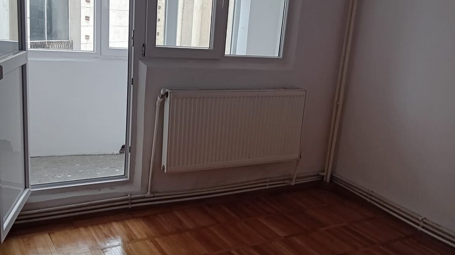 Apartament 2 camere – Port, etaj 1/4 – 3 balcoane, centrală, geam la baie - Poză 13