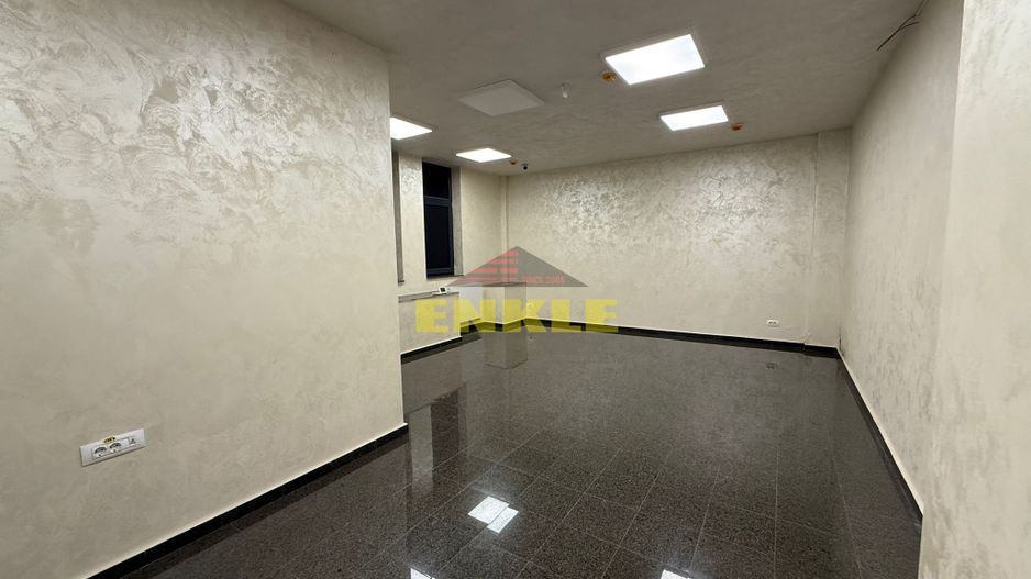 Se oferă spre închiriere spațiu comercial – zonă pietonală - Poză 3