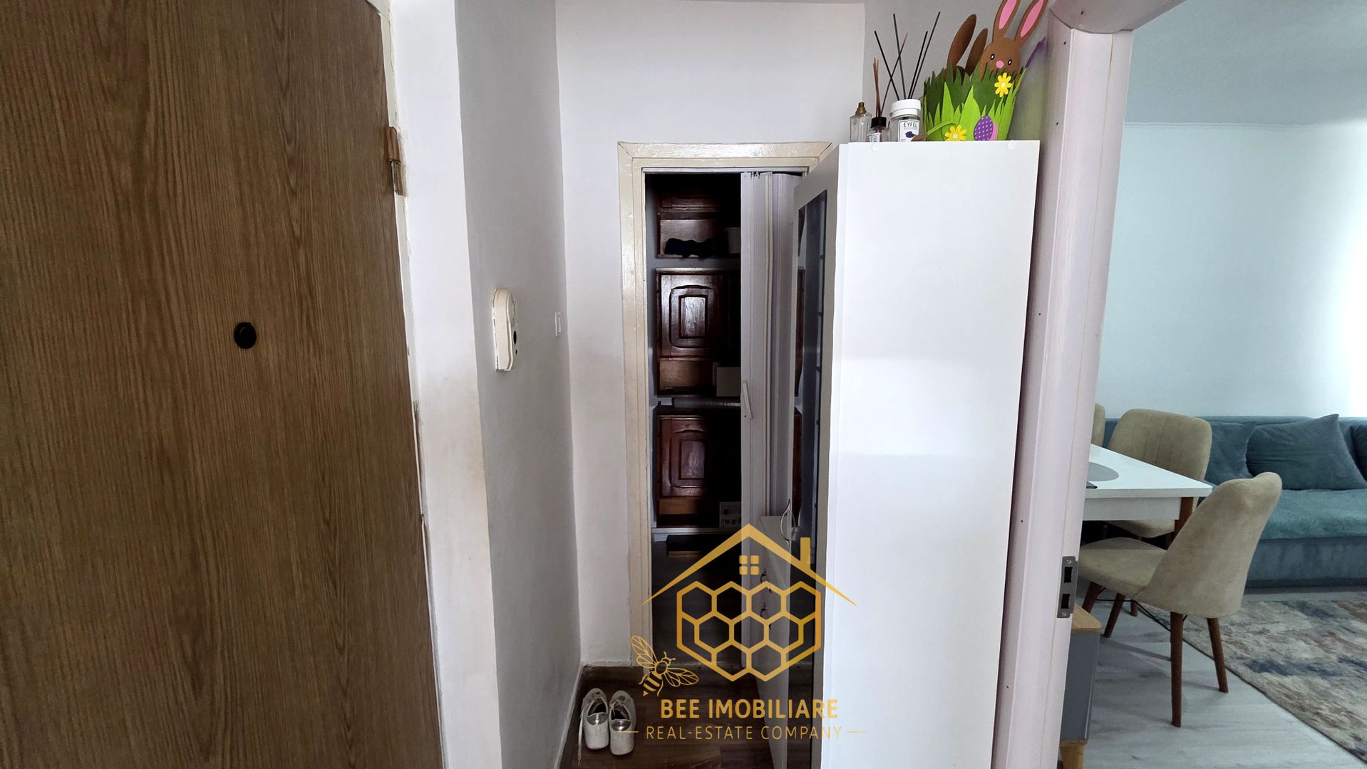 Apartament cu 3 camere in Valea Rosie - Poză 11