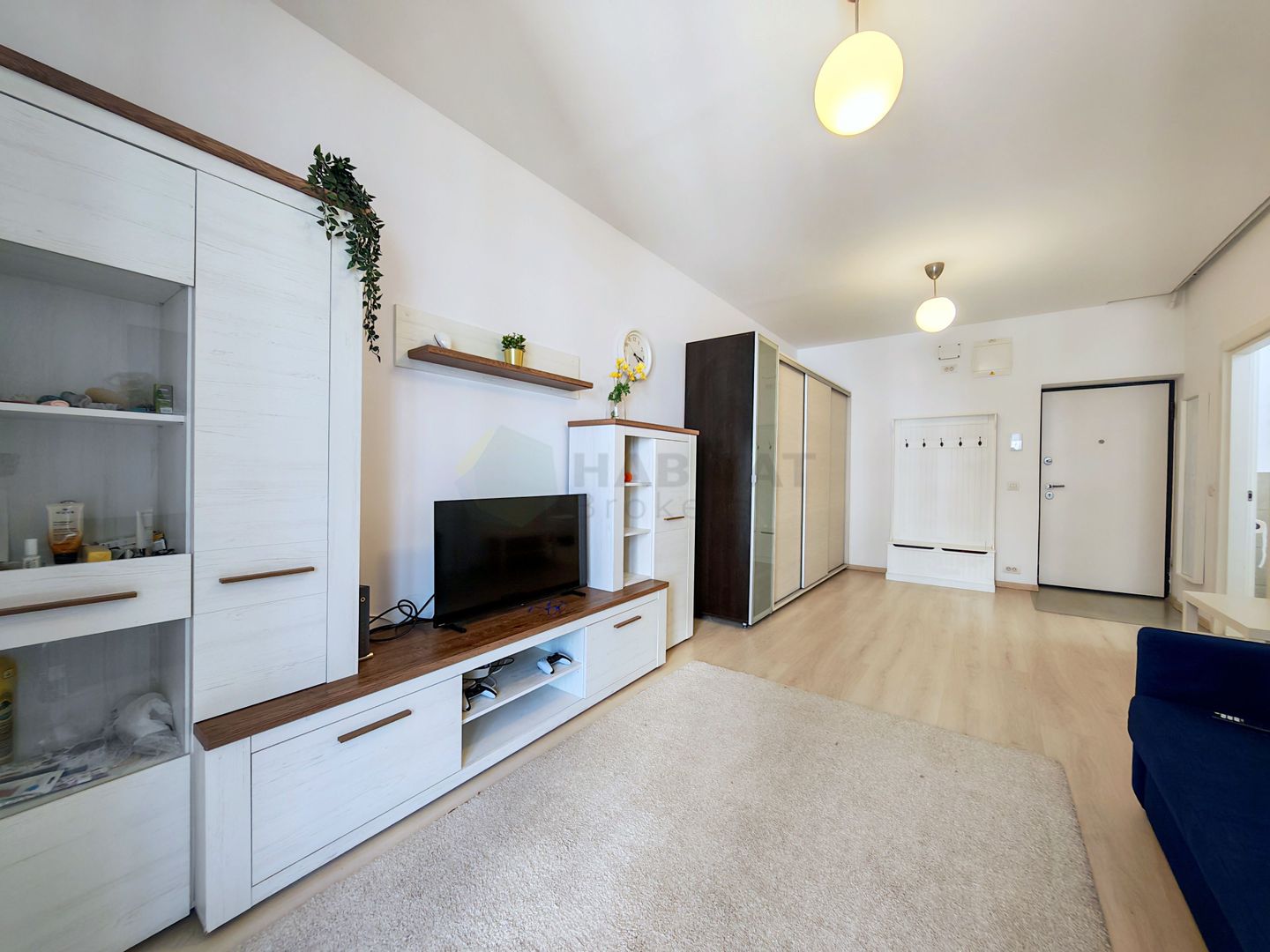 Acasă în Triama Residence: Garsonieră Modernă și Spațioasă - Poză 2