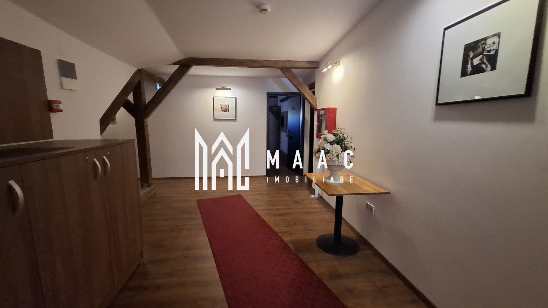 Pensiune 12 camere de închiriat | Central, Sibiu | terasă - Poză 51