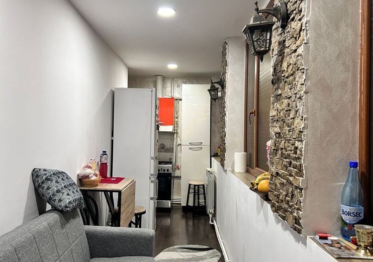 🏡 Apartament 2 camere decomandat, Micro 13, cu centrală proprie,parter - Poză 8