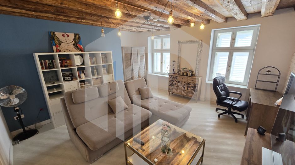 Apartament superb 3 camere zona Ultracentrala - Poză 1