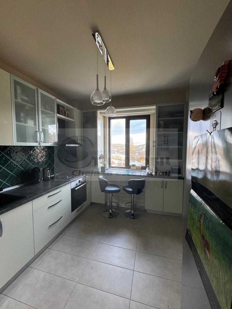 Apartament cu 2 camere decomandat cu lift - Bucium ! - Poză 6