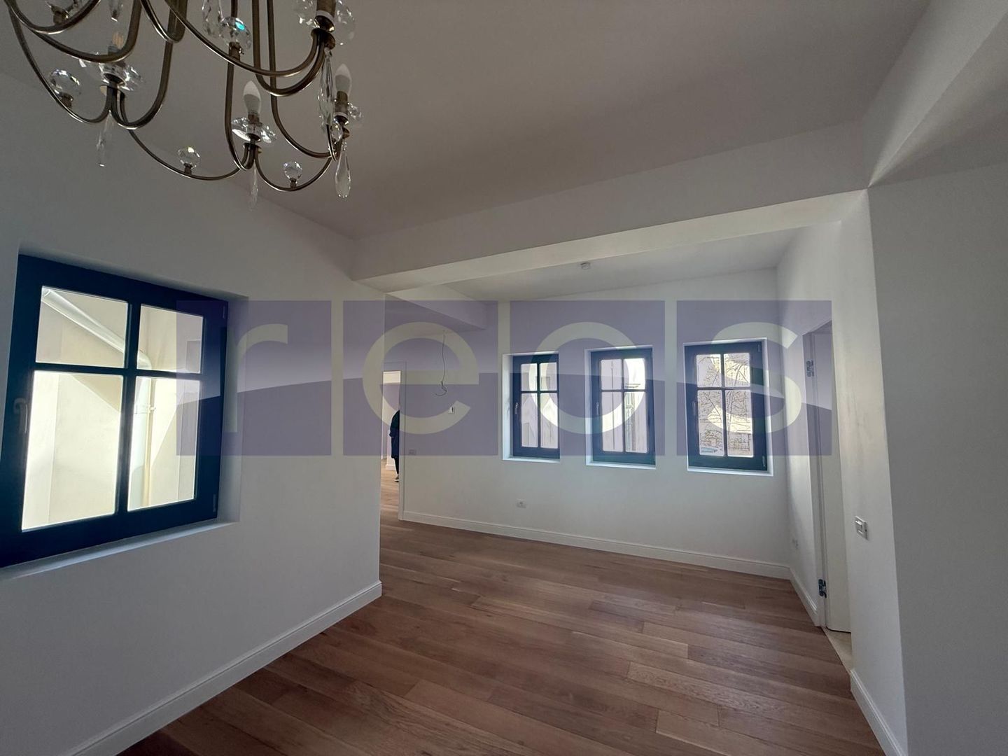 INCHIRIERE VILA DEOSEBITA | CAPITALE | NOU RENOVATA | IDEAL AMBASADA - Poză 12