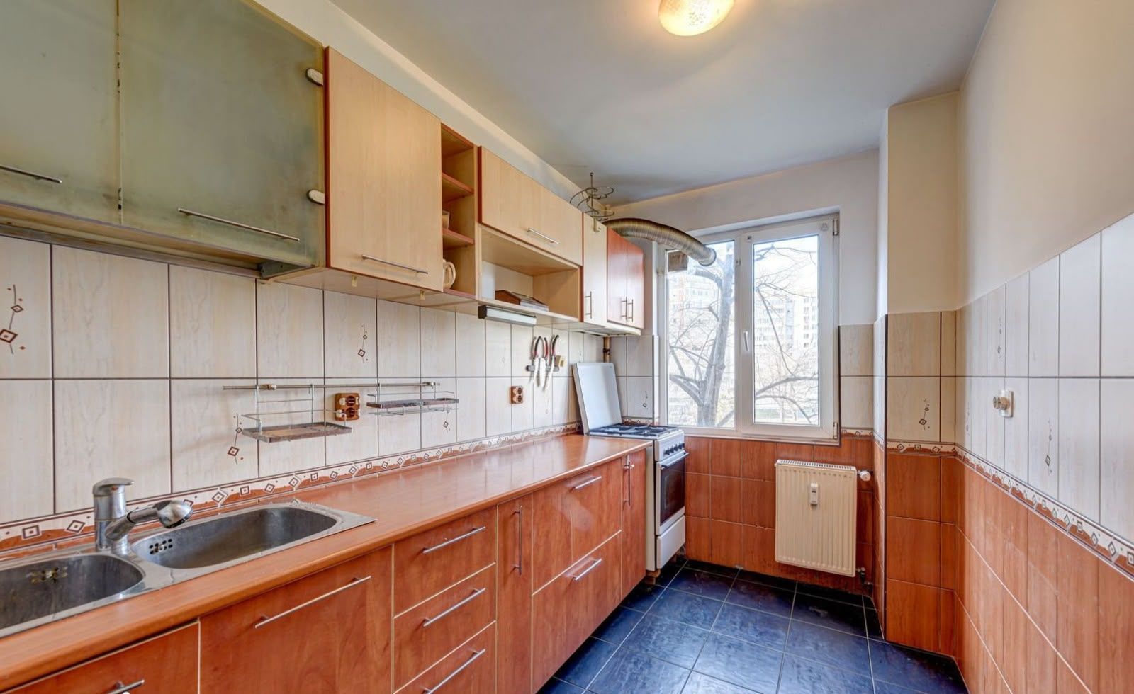 Închiriere 2 camere | etaj 2 | metrou  Drumul Taberei - Poză 6
