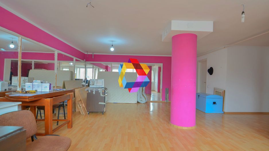 Apartament cu trei camere, zona Centrul Civic - AFI 87 mp - Poză 3