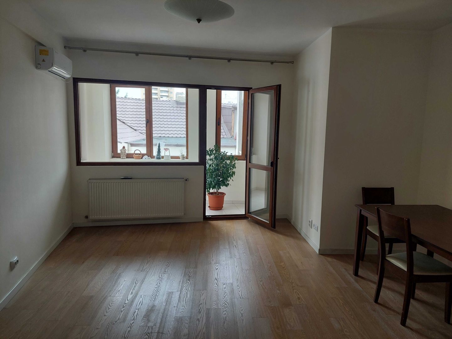 2 camere | birou - punct de lucru | Vasile Lascar | Dacia - Poză 1