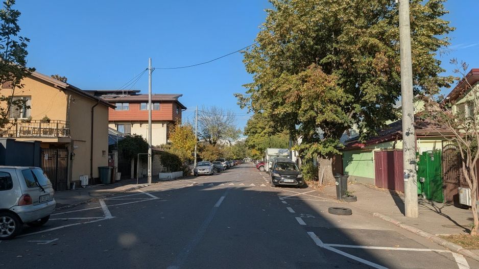 Parc Bazilescu - Str. Nuvelei 95, Casa P+M, 173 mp utili, teren 288 mp - Poză 2
