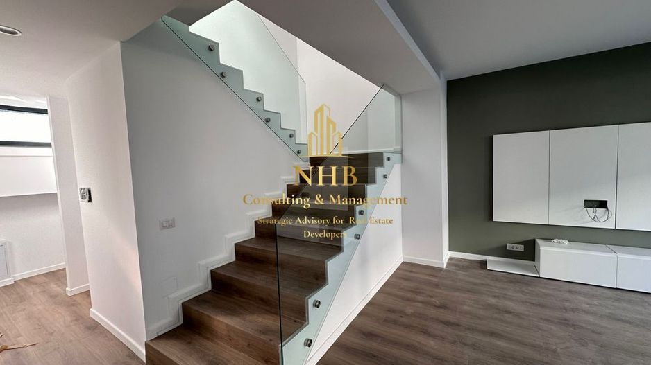 Vilă/Duplex nemobilata  cu 5 camere de inchiriat în zona Pipera - Poză 2