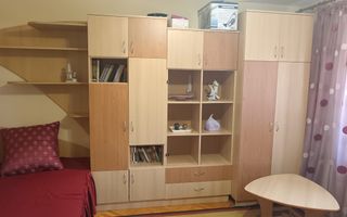 Casă individuală cu 2 apartamente separate, teren 650 mp, garaj și terasă - Poză 17