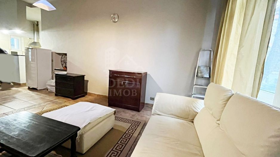 Apartament cu 2 camere la casa de inchiriat zona Ultracentral, Oradea - Poză 3