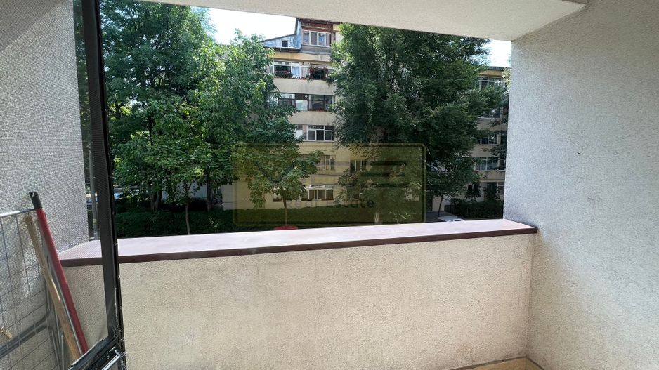 Apartament 1 camera decomandat Newton Nicolina - Poză 17