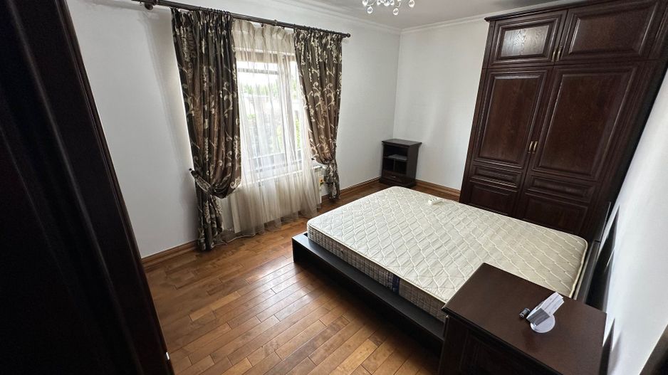 Apartament spatios zona Lipovei - Poză 11