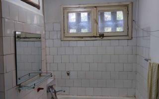 Apartament 4 camere. Zona Covasna. Intre Bld. Obregia si Bld. Brancoveanu. - Poză 6