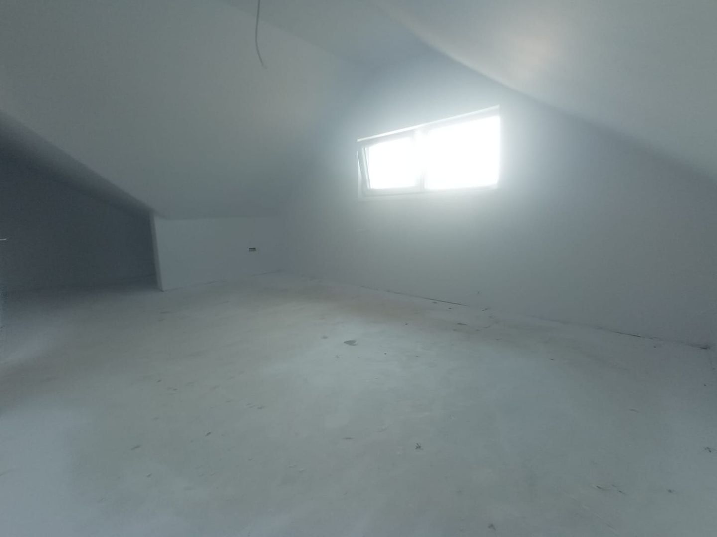 CASA INDIVIDUALA DOMNESTI, 4 CAMERE, 120 MP UTILI, GARAJ, COMIS 0% - Poză 5