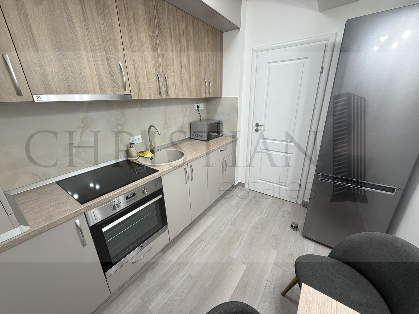 Apartament 2 Camere Exigent Plaza Residence Faza 5 Lujerului + Parcare - Poză 17