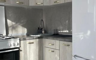 Apartament cu 2 balcoane și parcare, într-o zonă verde și liniștită. - Poză 3