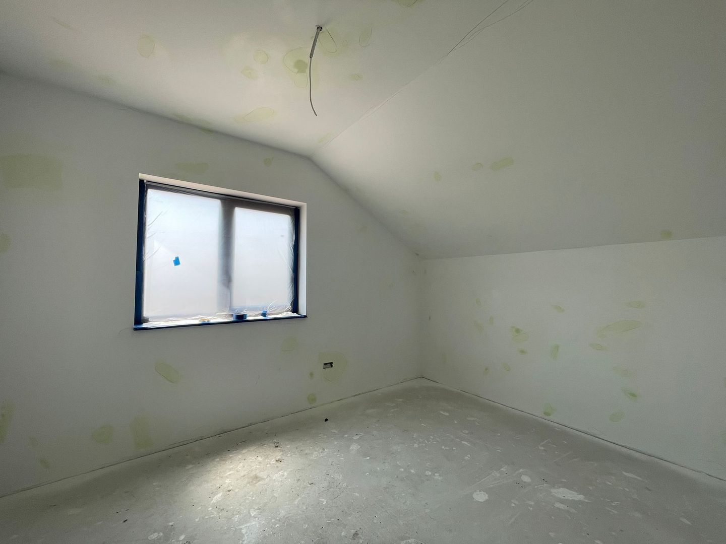 Casă individuală cu garaj-Moșnița Veche - Poză 8