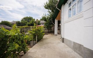 Vânzare, casă 96 mp + 7 aei, str. Ștefan cel Mare, Stășeni - Poză 2
