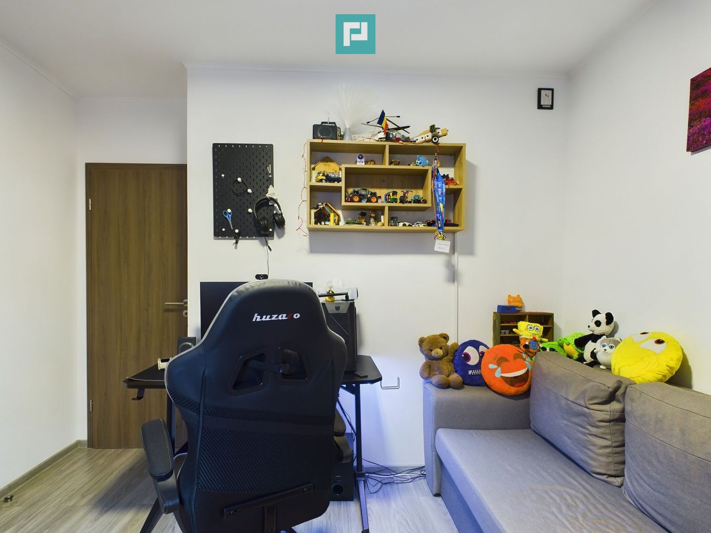 Apartament cu 5 camere in zona UMT 105mp - Poză 18