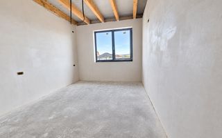 Casa 4 camere cu predare la cheie, 458 mp teren, Partos - Poză 8