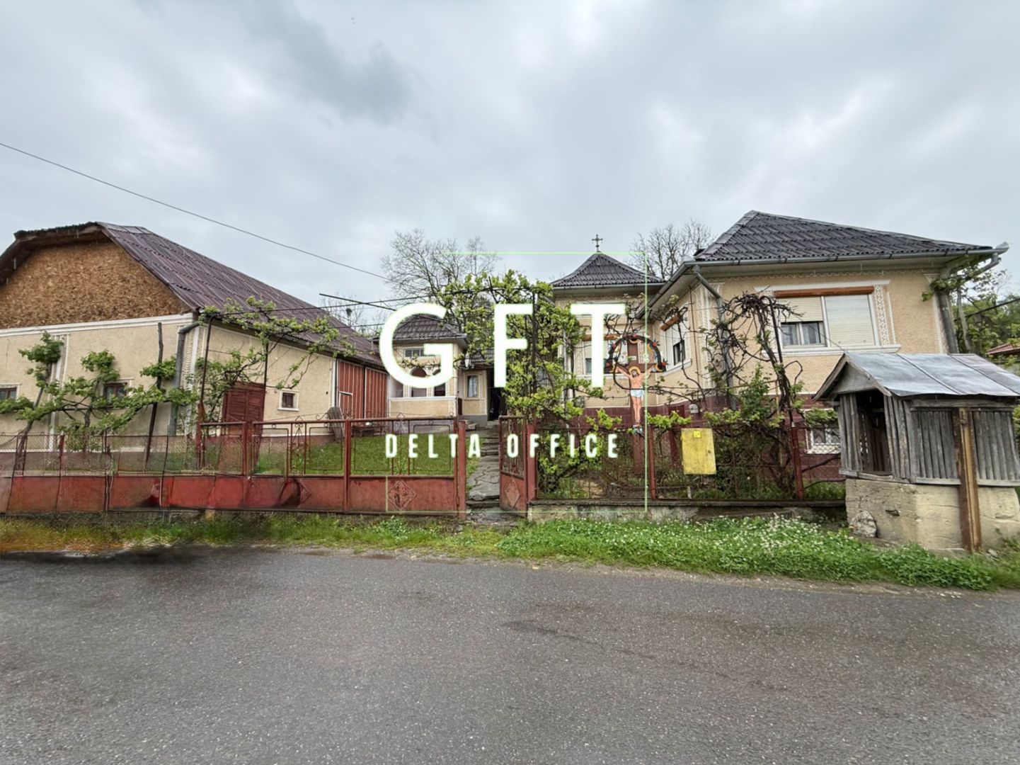 Casa tradițională la țară - Poză 3
